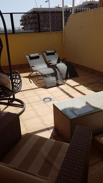 Calle Sta. Rosalia Apartamento *